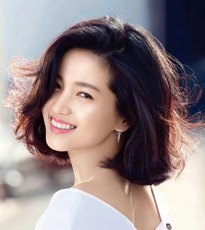 适合中短发不显老的烫发,中短发不显老洋气烫发