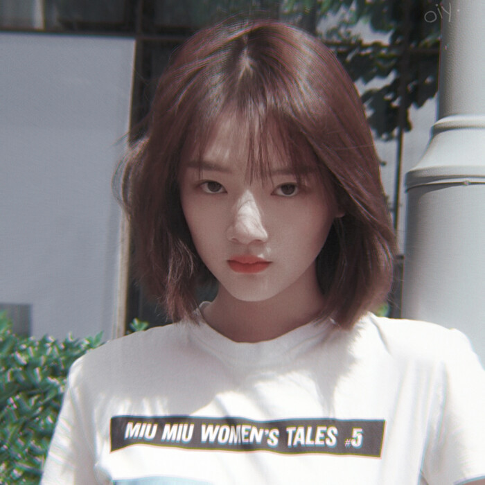 关晓彤吴宣仪赵露思,赵露思关晓彤吴宣仪