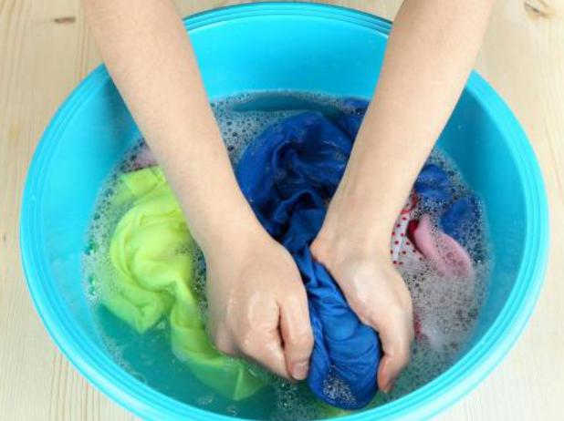 生活百科,衣服洗后缩水怎么办,这些小妙招可以帮你解决