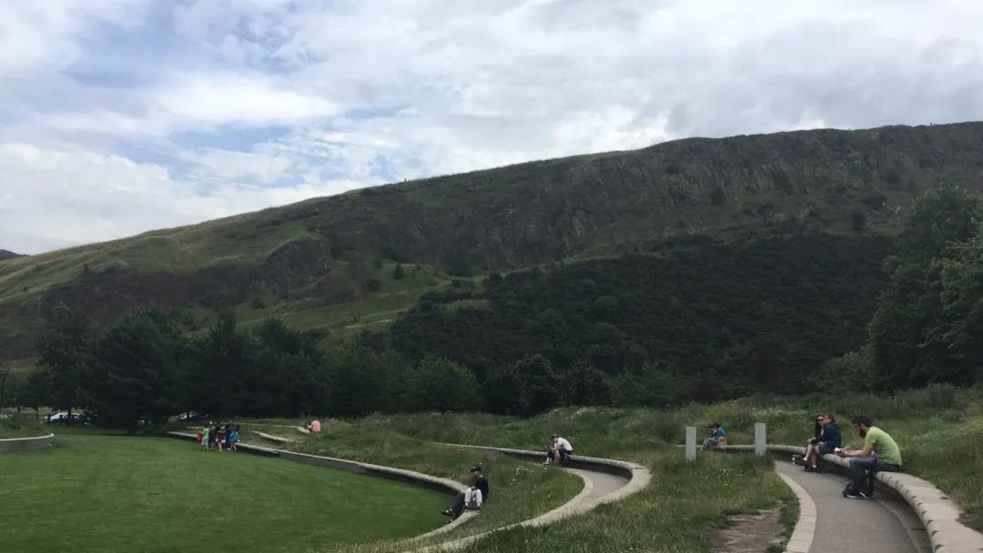 留学生的梦中圣地、神奇故事迭出,爱丁堡大学到底有什么魅力?