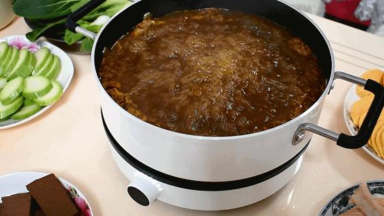 小米电磁炉青春版跟智能版哪个好,米家电磁炉青春版和小米a1哪个好