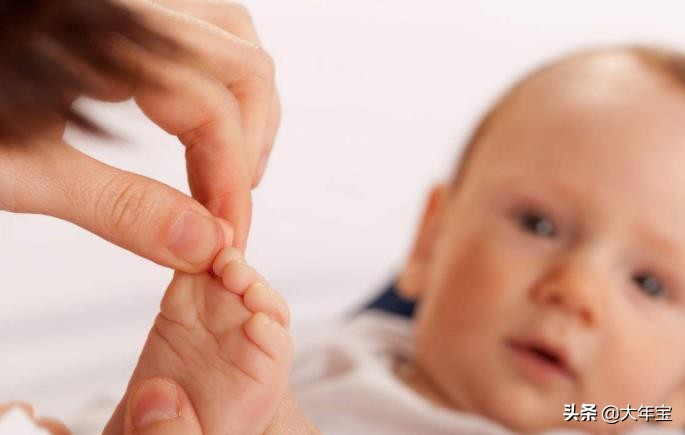 宝宝多按摩哪里会长高,如何给婴儿按摩会长高