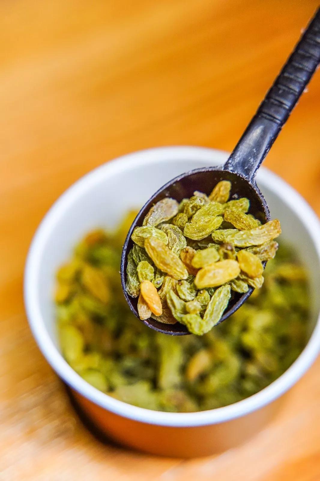 中国风与烧仙草的新潮结合，顺德这家茶饮店要排队了