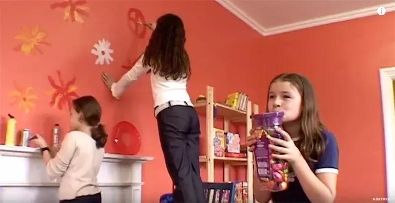 没有大人管的小孩子,没有大人管的孩子