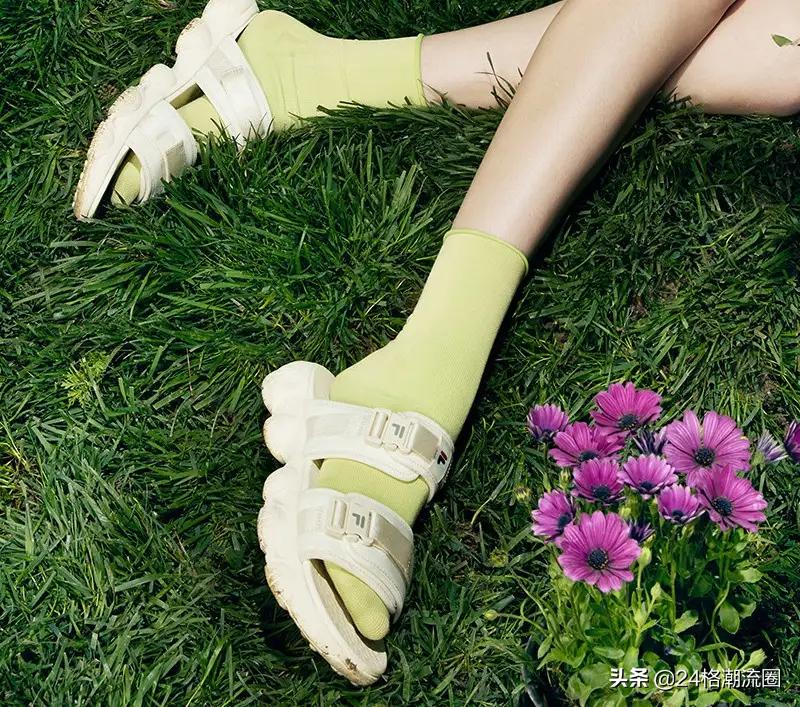 斐乐推荐一款40多岁穿女款休闲鞋,斐乐鞋各种系列