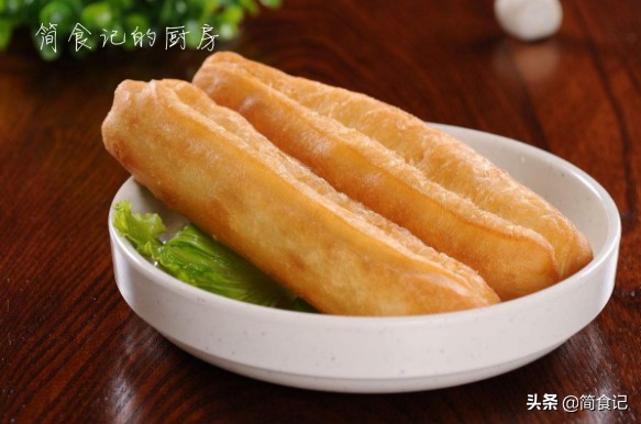 炸油条好吃真正的秘方,半小时快速炸油条的方法和配方
