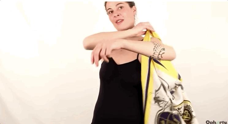 爱马仕丝巾绑法视频,爱马仕丝巾怎么绑好看