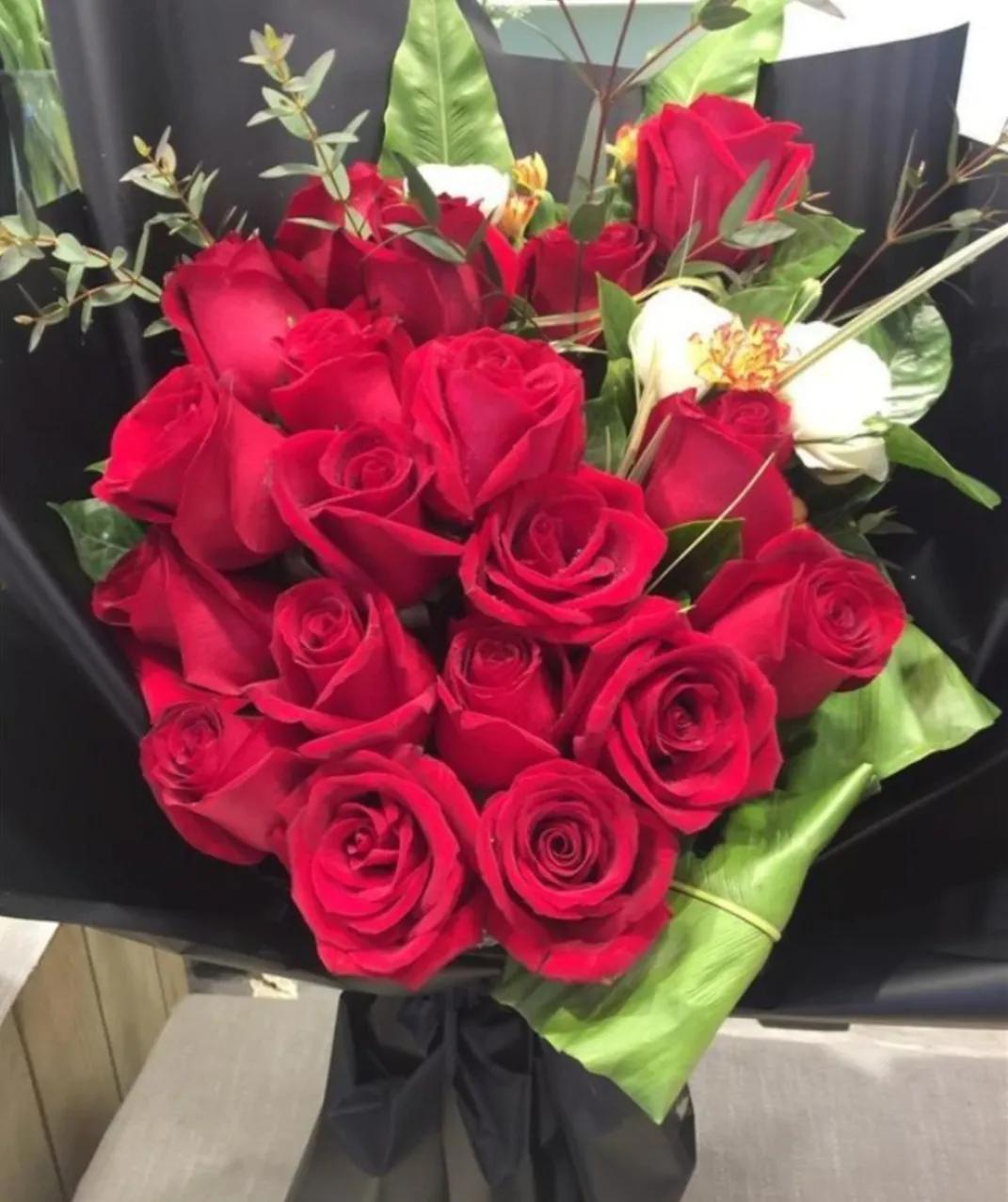 女人节日红包说明什么,女人经常发个红包好吗