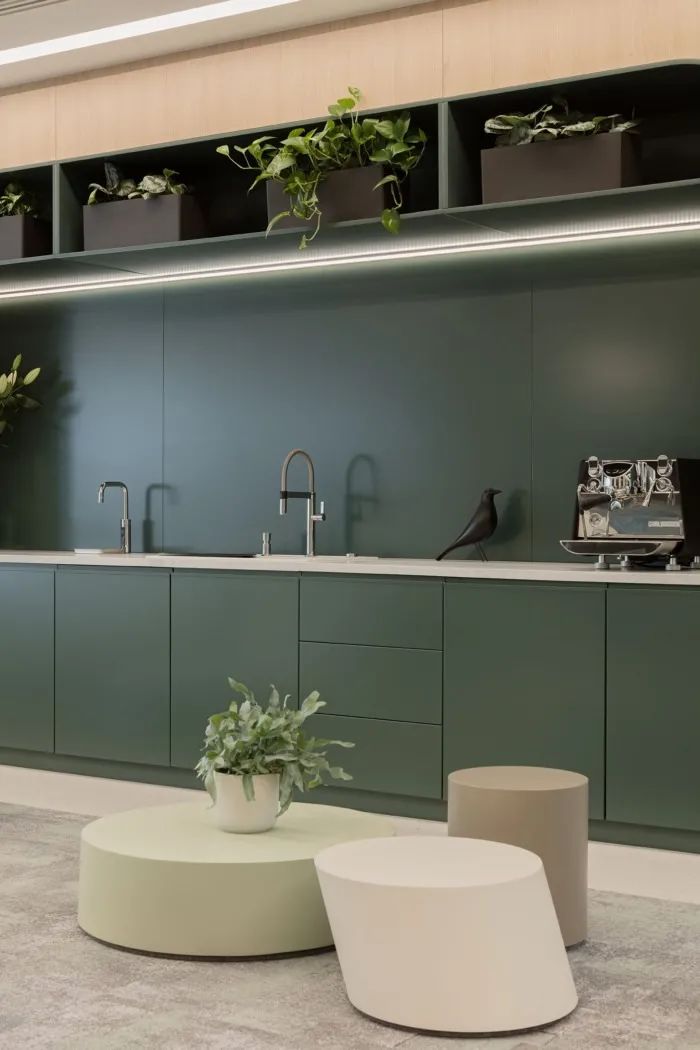 个性化高端办公空间设计200平方米,新型商业办公空间设计表现方法