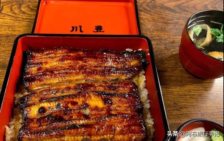 成田机场对比羽田机场,成田机场和羽田机场有什么不一样