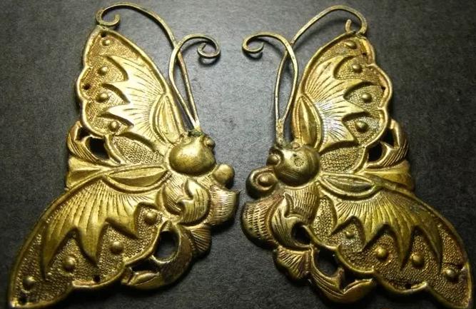 梁祝千古绝唱化蝶,梁祝蝴蝶代表什么