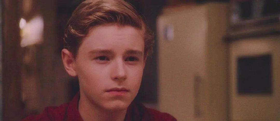 恋爱是单方面的付出及时止损,在恋爱中一直都是单向付出