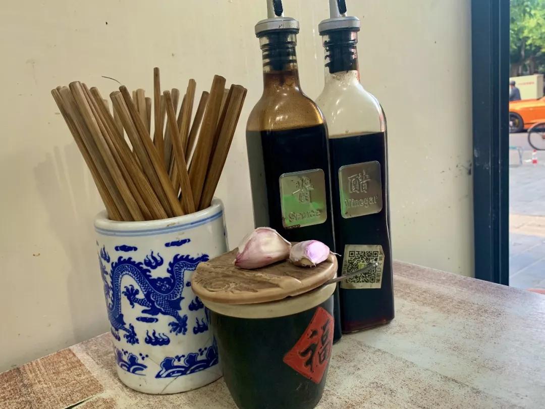 青山建设6路必吃的十大馆子,建湖必吃的馆子大全