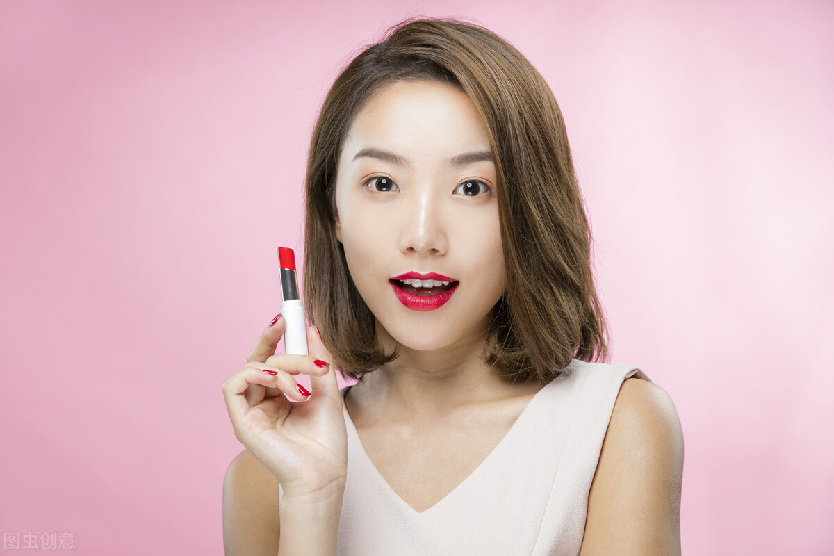 一支口红卖“19元”，17天净赚370万，这个点子你该借鉴一下