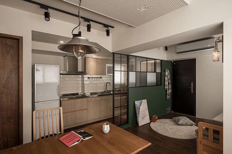 35平小户型一室改两室,23平米两层小户型改造