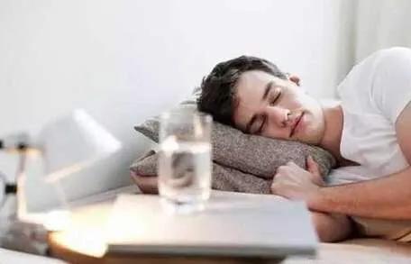 长胖的原因和坏习惯,为什么一直长胖吃得不多