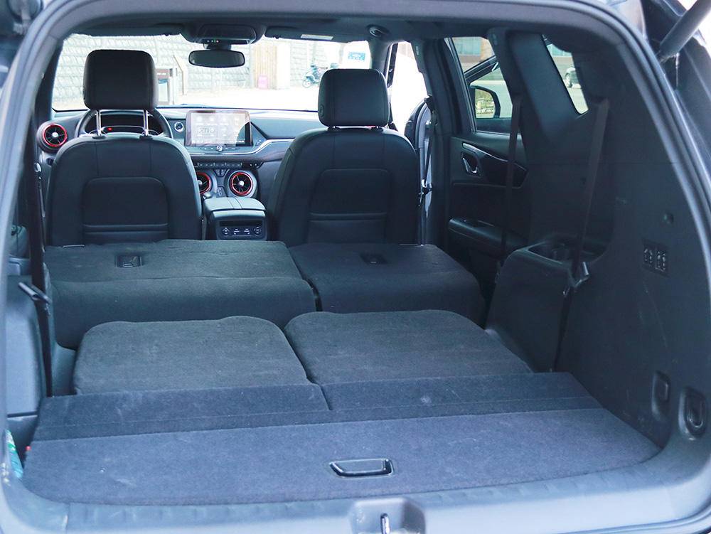 雪佛兰开拓者rs悍版和rs擎版区别,七座suv雪佛兰开拓者混动版