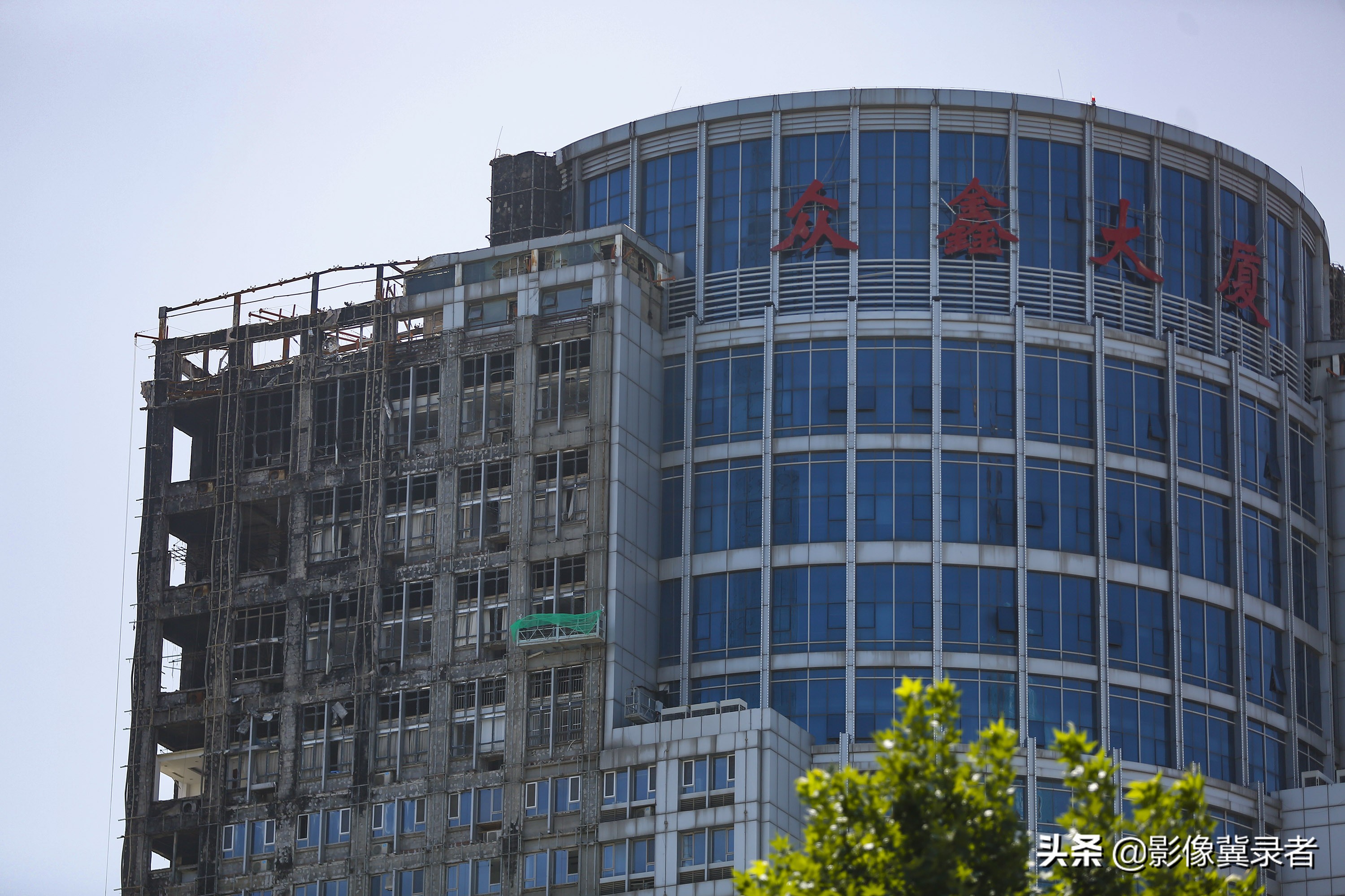 石家庄一栋楼突发火灾全过程,石家庄高楼失火最新消息