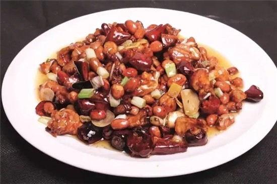 宫保鸡丁还是宫爆鸡丁你写对了吗,宫爆鸡丁宫保鸡丁是怎么做的