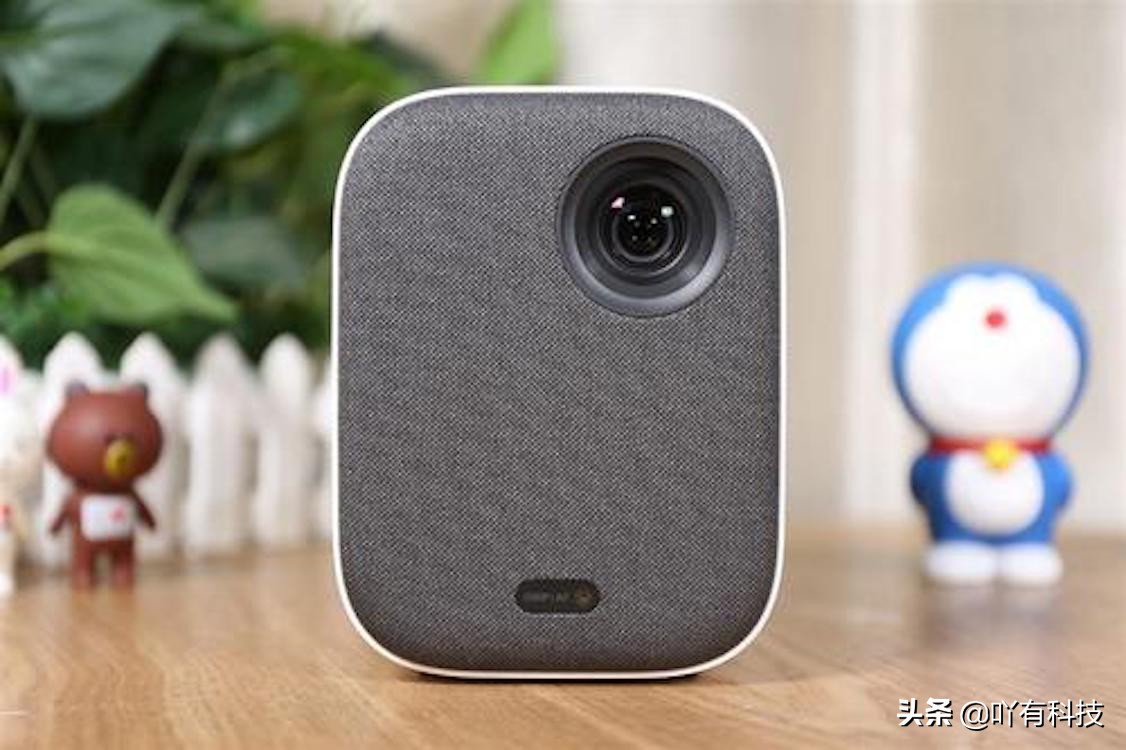 小米投影仪青春版2用什么幕布,小米投影仪青春版2和坚果g9