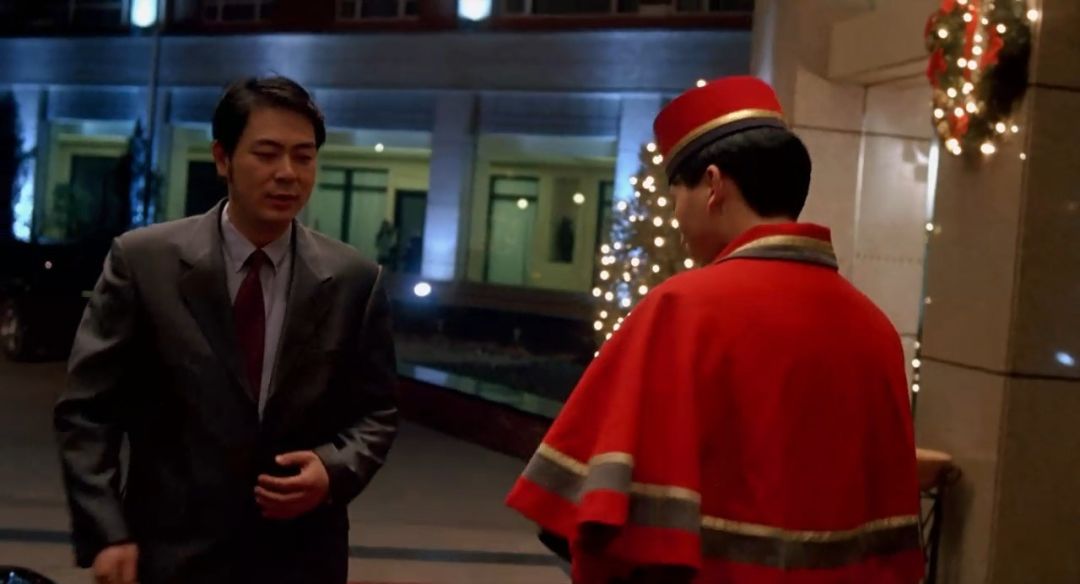 来一部潸然泪下的国产爱情片,看了让人哭到崩溃的国产爱情电影