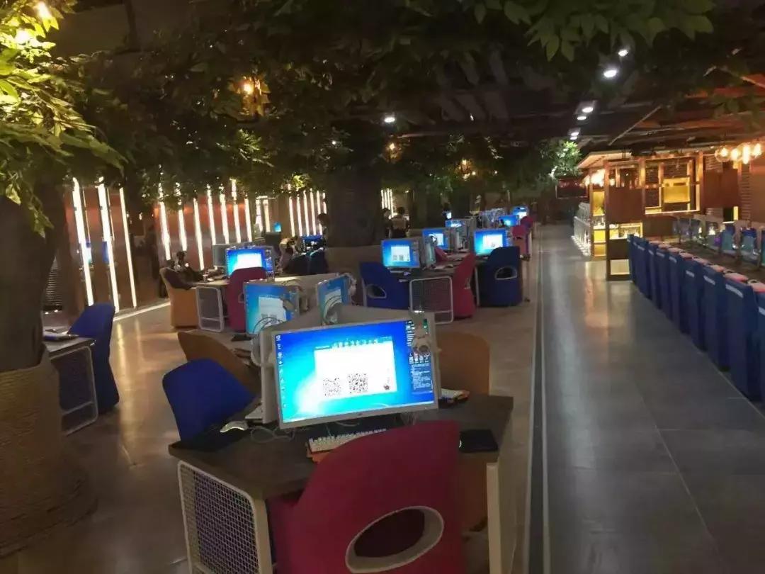 「今日网咖」话题：诚心招聘、良心卖店、良才求职！