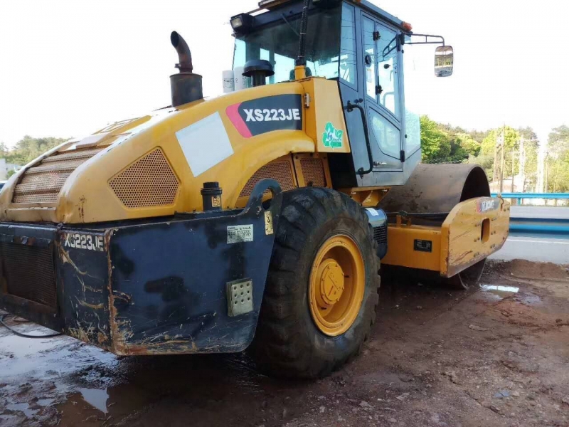 二手22吨压路机哪里卖价格便宜,二手徐工22吨振动压路机价格