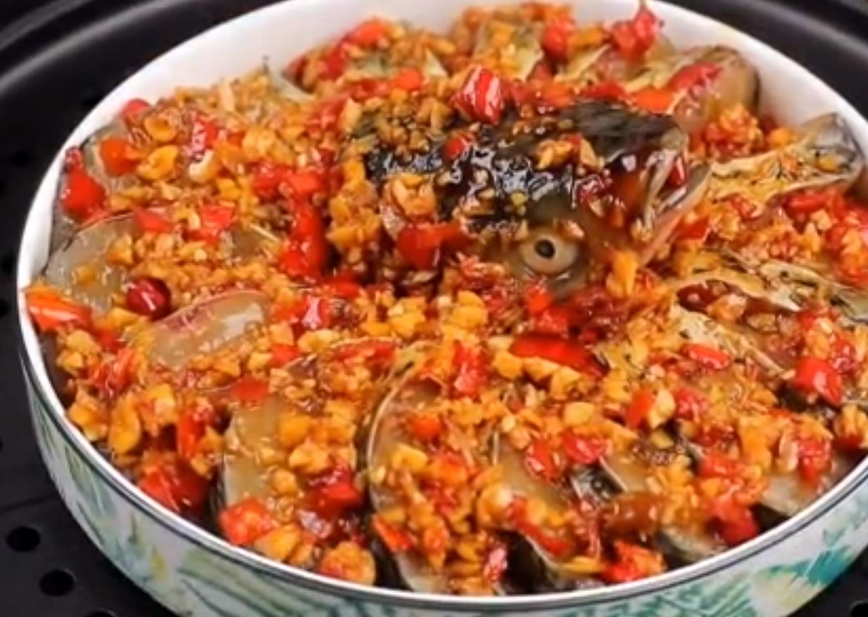 草鱼这样做鲜香入味全家人都爱吃,草鱼这样做鲜香入味非常的下饭