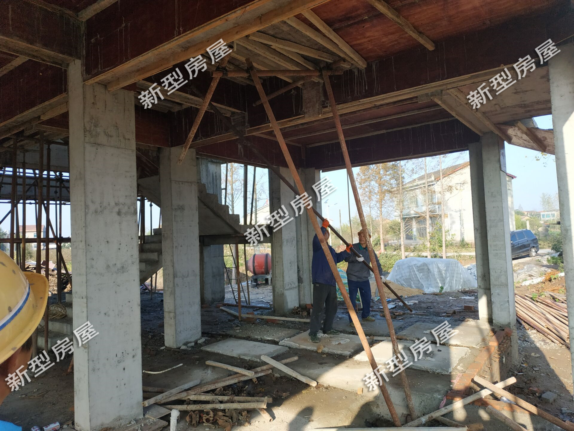 包工头打混凝土不能停,工地打混凝土包工头