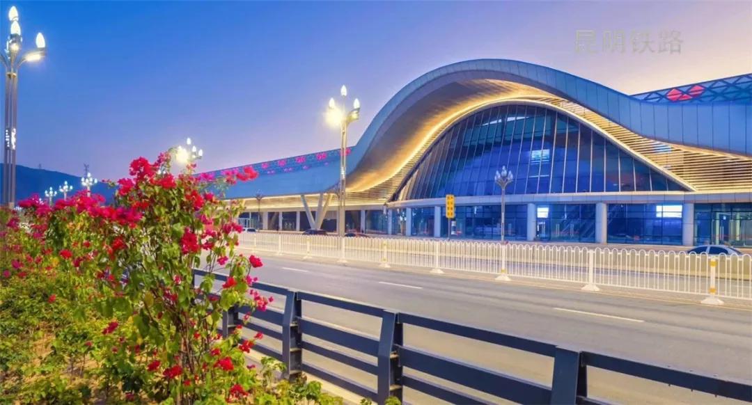 昆明到攀枝花的动车经过哪些站,昆明至攀枝花几小时