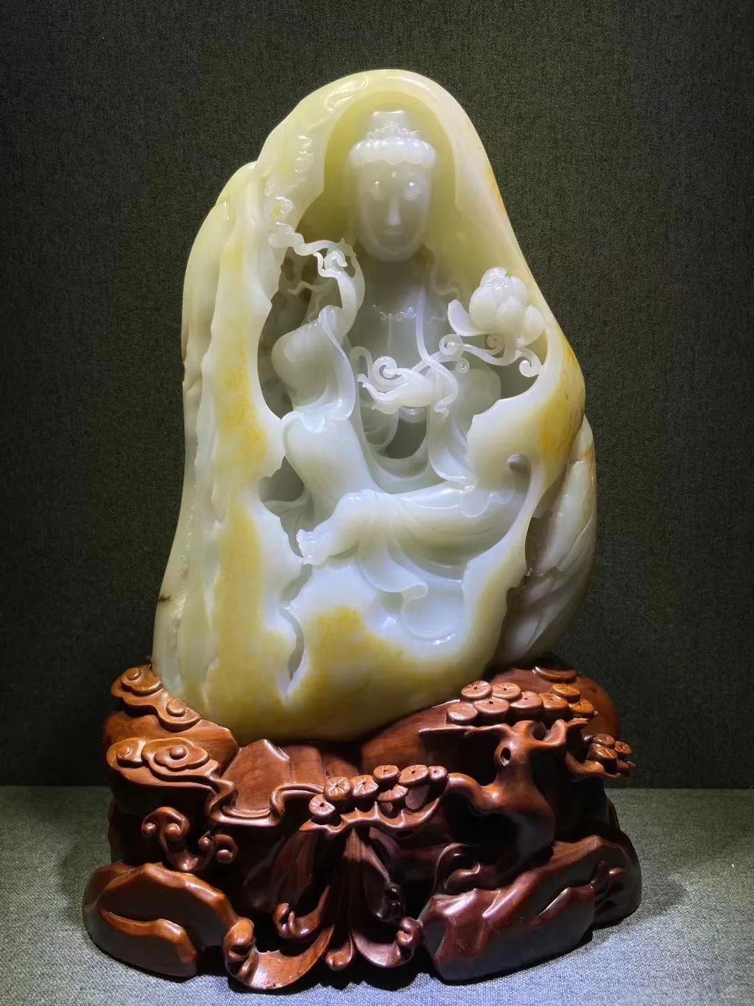 和田玉排名第一羊脂玉,玉排名前十名和田玉和羊脂玉区别