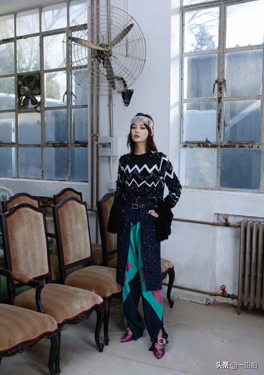 辛芷蕾露背连衣裙同款,女生齐肩短发造型辛芷蕾