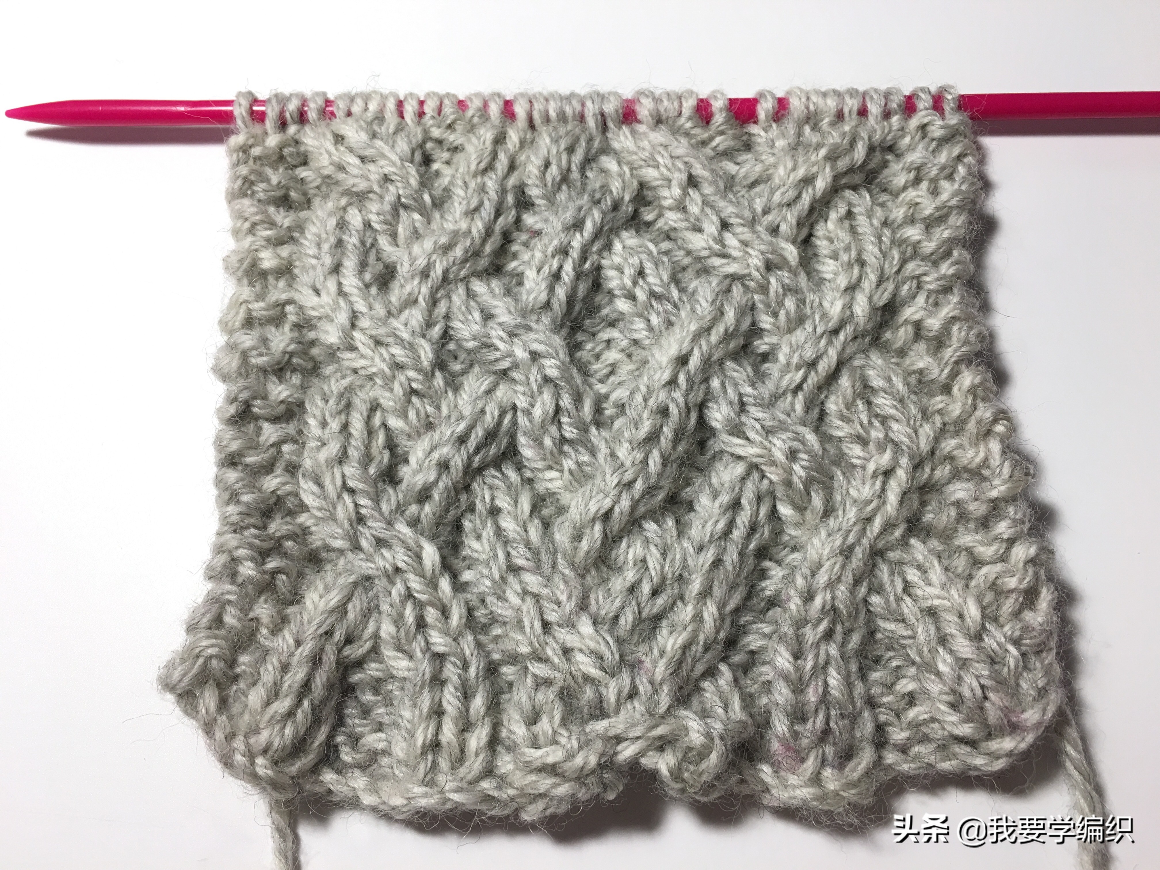 双扭麻花围巾教程,经典麻花围巾教程