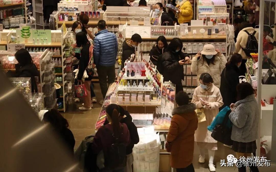 夫妻买买买吃吃吃逛逛逛的文案,买买买吃吃吃逛逛逛的文案