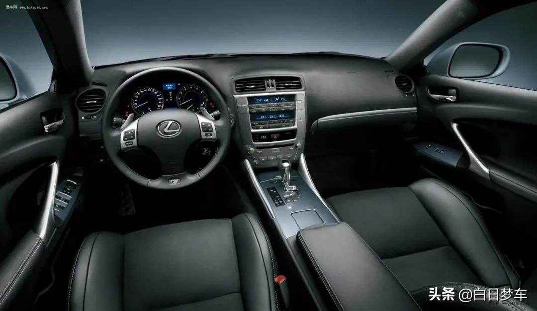 全新一代雷克萨斯is300,2022款雷克萨斯is官图发布