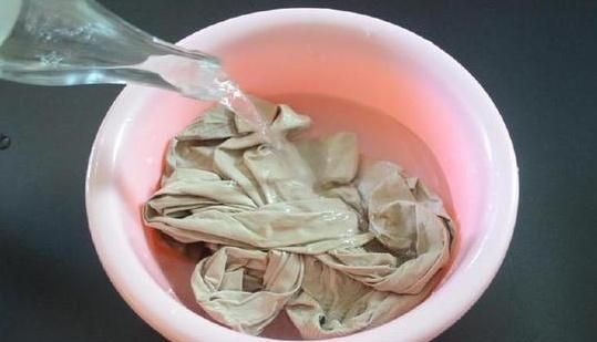 新袜子在穿之前需要洗吗,新袜子穿前要不要洗