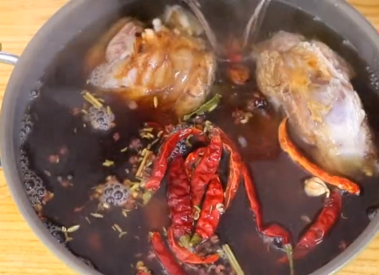 自制酱牛肉家常做法不用卤肉包,正宗的五香酱牛肉的制作方法