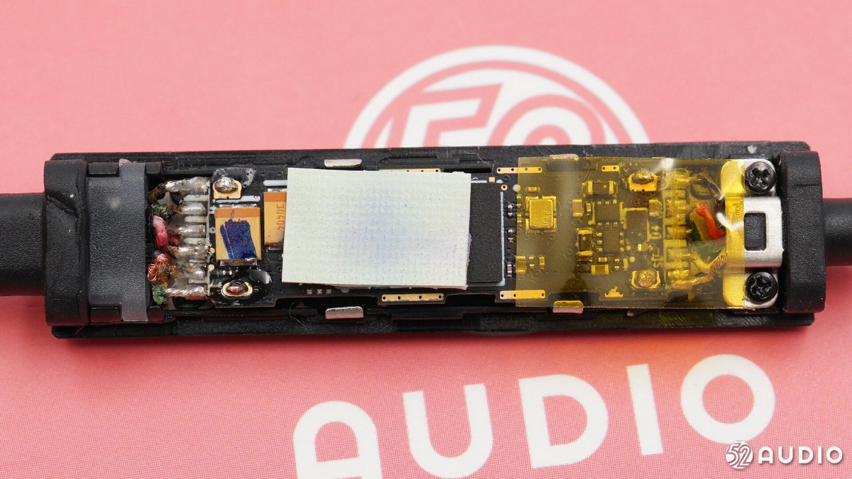 拆解报告：创新科技SXFITRIO三驱者Type-C接口有线耳机