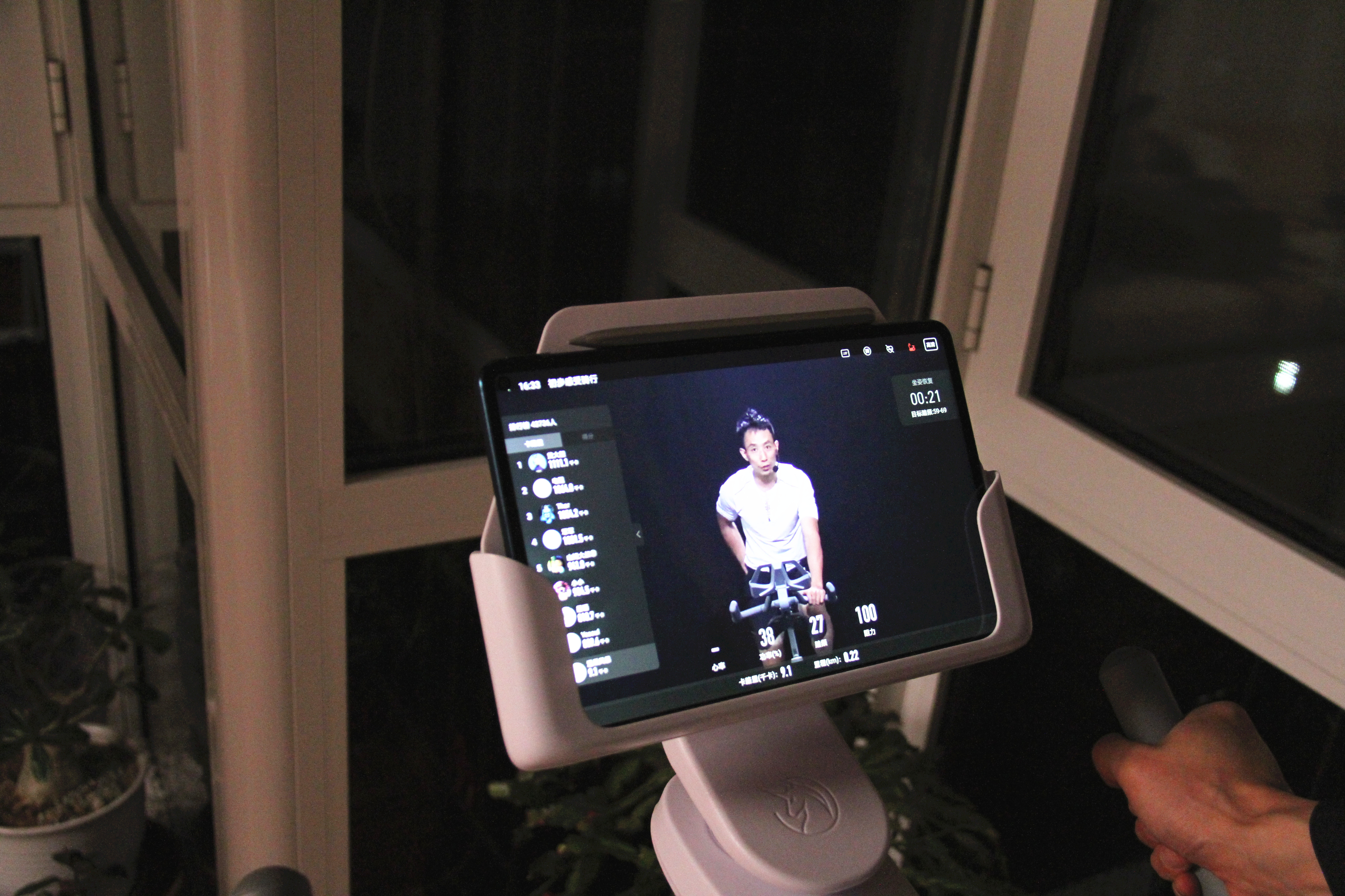 和真正骑行一样的动感单车,野小兽几款热门动感单车对比测评