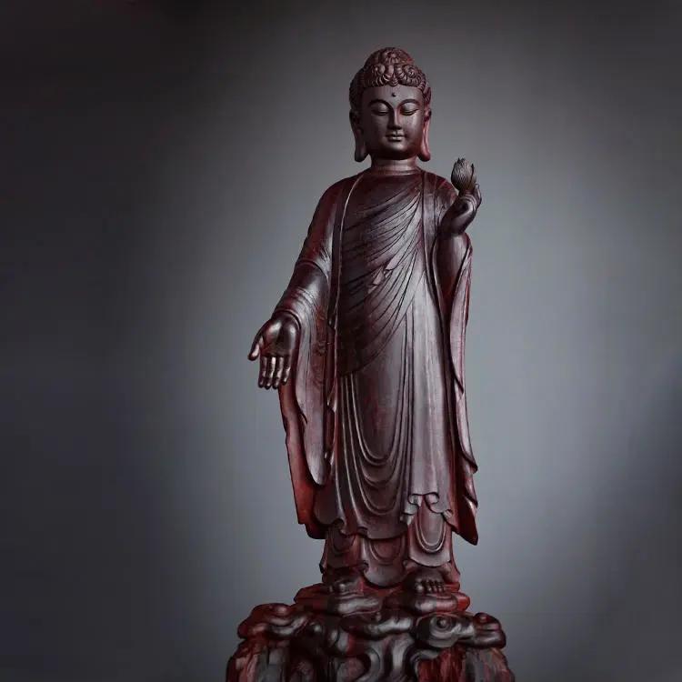 有些人拜着佛却做着亏心事儿,有些人整天拜佛却总做坏事