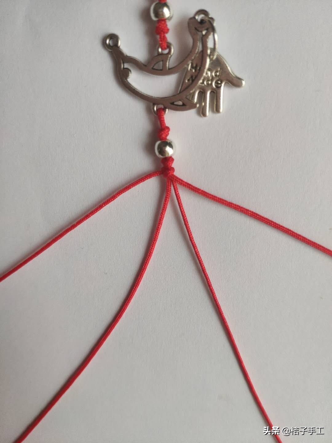 红绳银饰手链教程,银饰小红绳手链