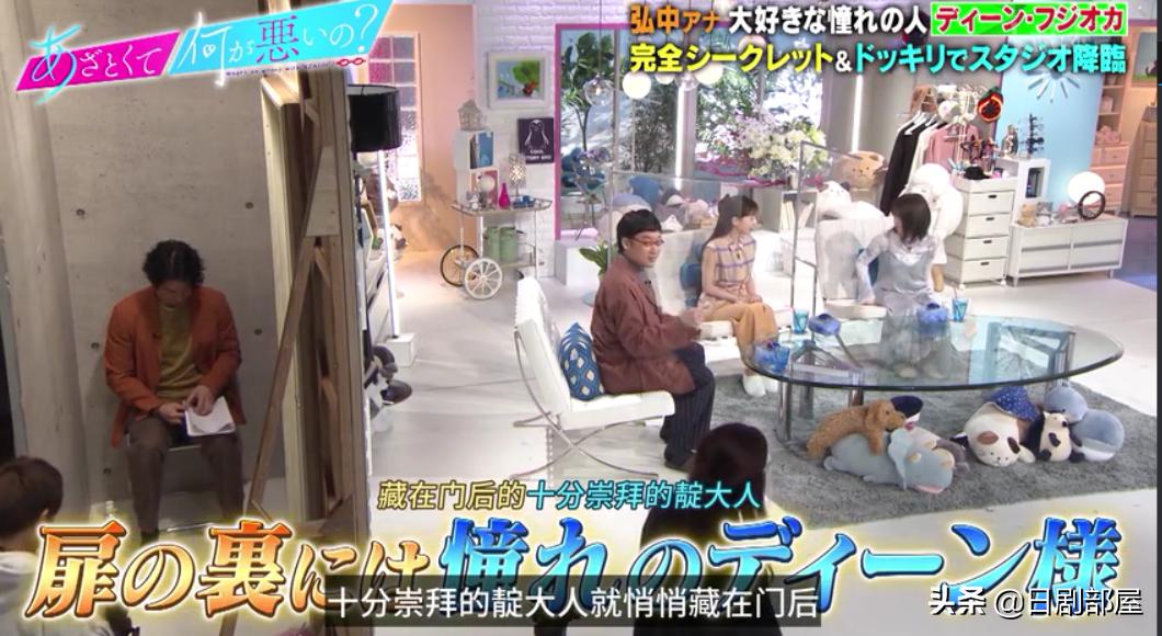 钘ゅ唸闈涜妭鐩鎼,钘ゅ唸闈涚患鑹烘彁鍒扮殑濂崇敓鏄皝