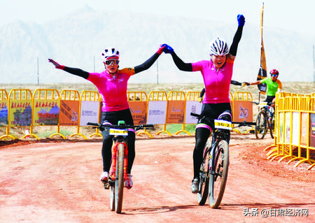 与沙为伴驭风前行——陇越骑联2020穿越丝绸之路（国际）山地自行车赛掠影