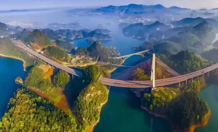 清镇市是不是比较落后,清镇最好的城市