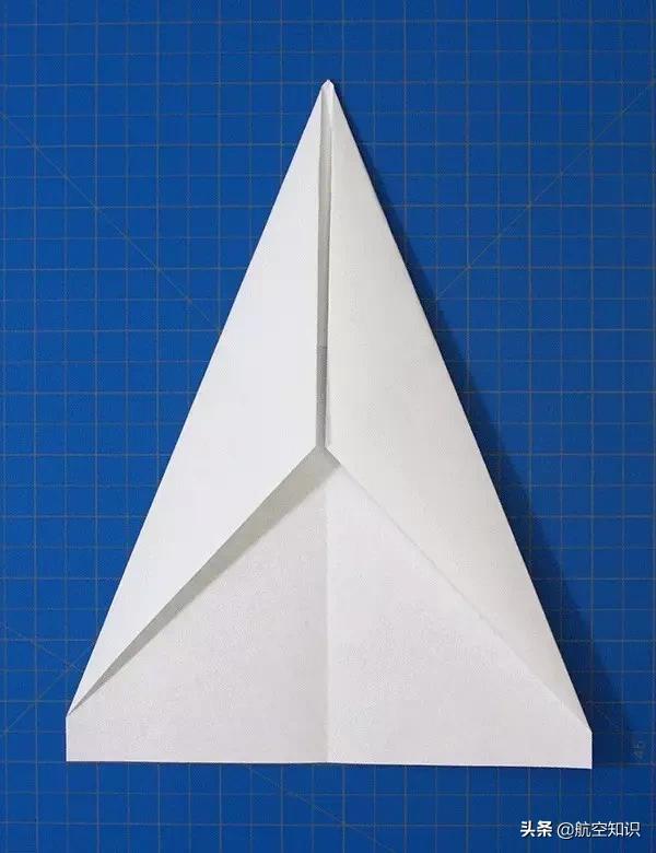 我要折纸飞机怎么折飞得又远又高,6-9岁儿童折纸飞机最简单