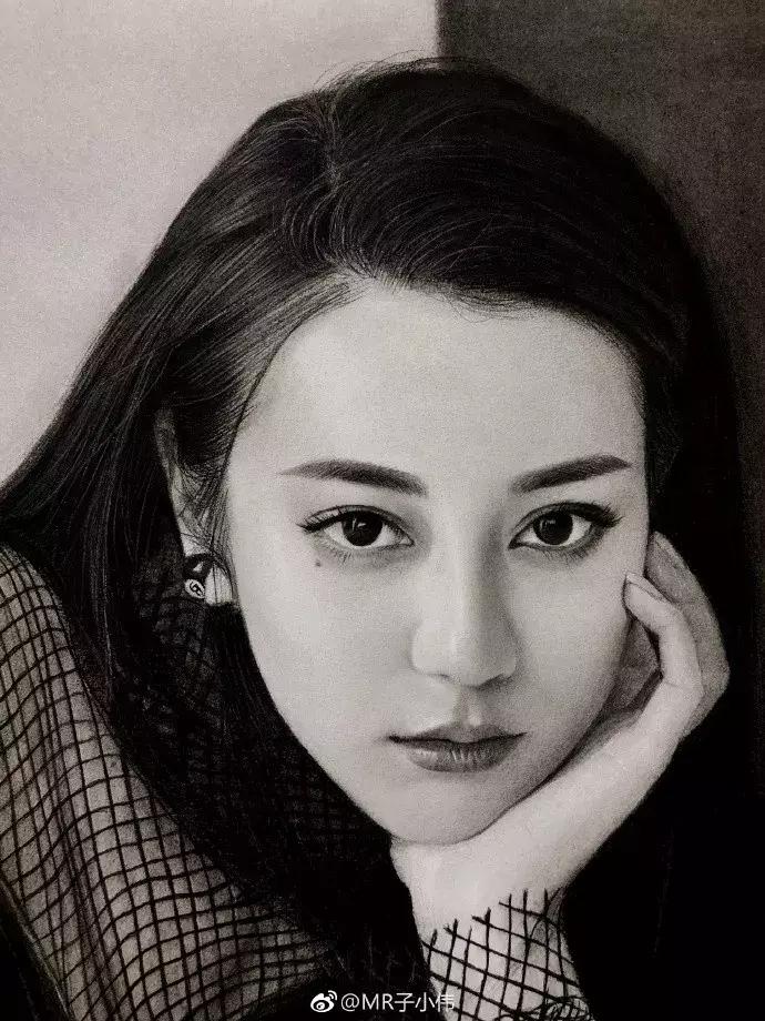 如何用一支炭笔表现素描的结构和质感?一篇告诉你