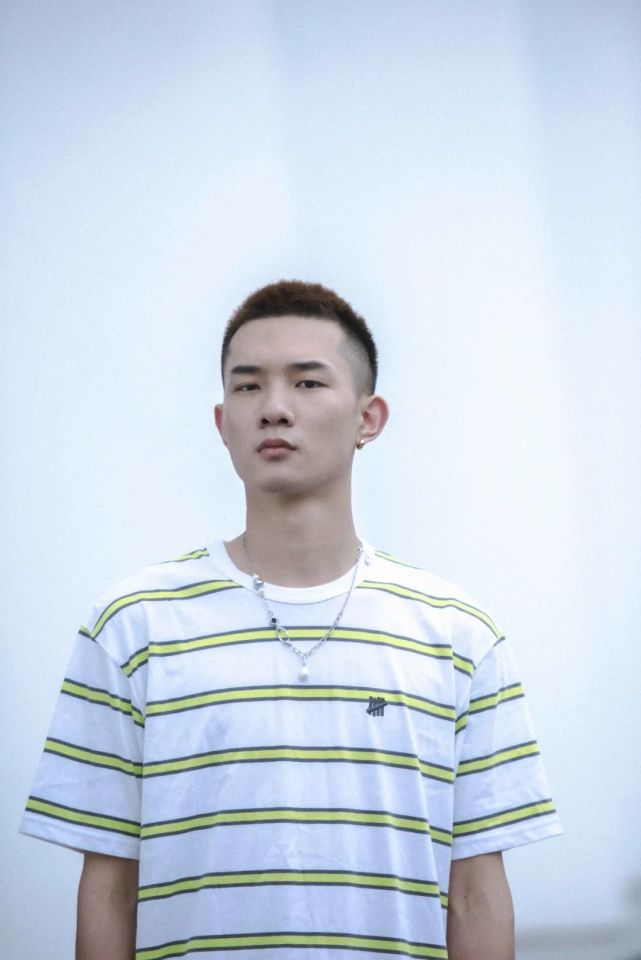 秘！陈冠希和神秘大佬一起拍的Vlog视频，深扒一下，手慢无