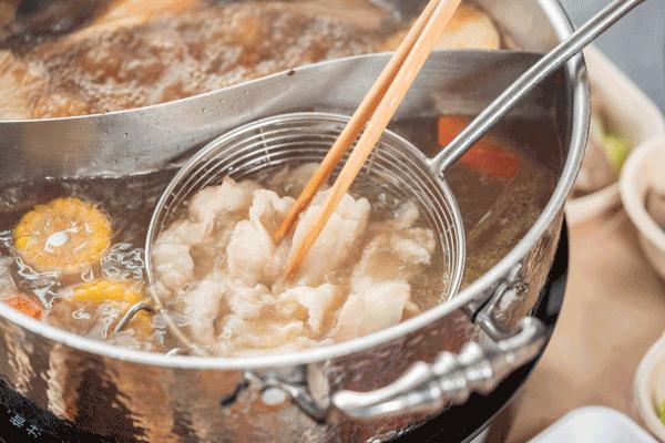 想从爆品风口中突围？从“千牛大战”逆势崛起的左庭右院有话说