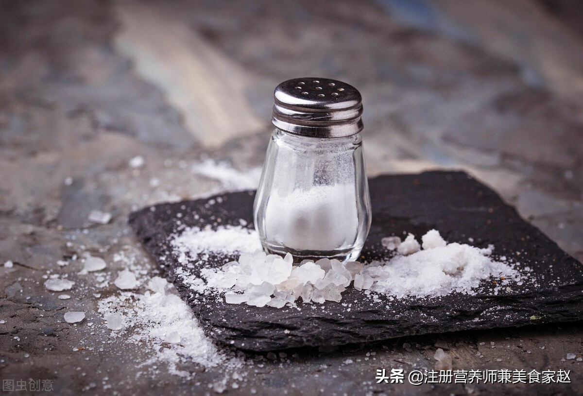 吃得太咸喝了水还是很渴,吃得太咸难受是为什么