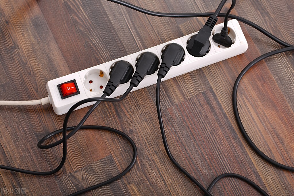 家里电线安装必须都并联吗,家庭电线安装布线应共用火线